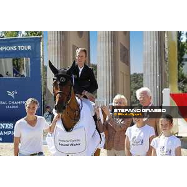 LGCT of Berlin - Prize giving ceremony - Maikel Van Der Vleuten (NED), Madeleine Winter Schultze - Berlin, Sommergarten - 26 July 2019 - ph.Stefano Grasso/LGCT