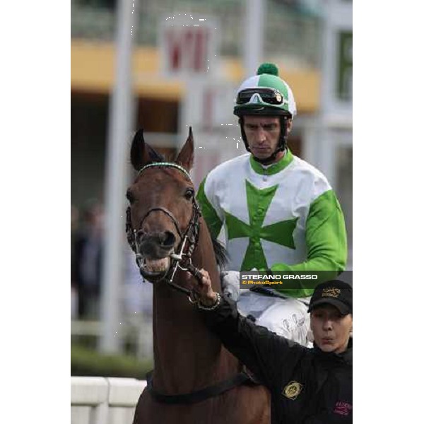 Raffaele Romano on Sharstar parades before winning the 1¡ Grande Steeple-Chase d\' Europa Merano, 21st june 2009 ph. Stefano Grasso