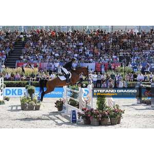 LGCT of Berlin - Grand Prix - Scott Brash (GBR) on Hello M?Lady - Berlin, Sommergarten - 27 July 2019 - ph.Stefano Grasso/LGCT
