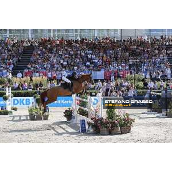 LGCT of Berlin - Grand Prix - Danielle G. Waldman (ISR) on Lizziemary - Berlin, Sommergarten - 27 July 2019 - ph.Stefano Grasso/LGCT
