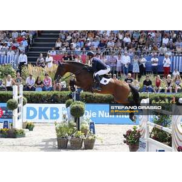 LGCT of Berlin - Grand Prix - William Whitaker (GBR) on RMF Cadeau de Muze - Berlin, Sommergarten - 27 July 2019 - ph.Stefano Grasso/LGCT