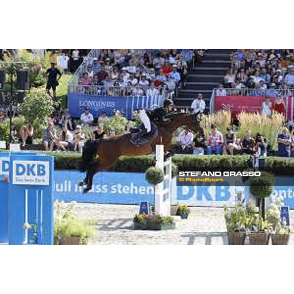 LGCT of Berlin - Grand Prix - Kim Emmen (NED) on Teavanta II C Z - Berlin, Sommergarten - 27 July 2019 - ph.Stefano Grasso/LGCT