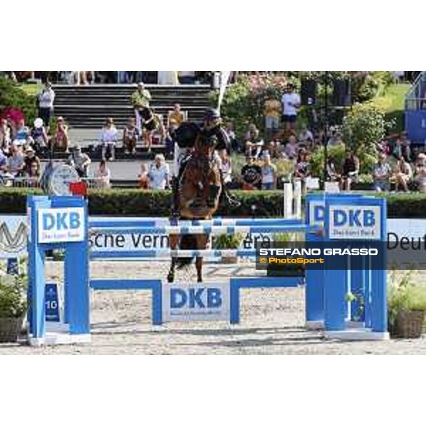 LGCT of Berlin - Grand Prix - Frank Schuttert (NED) on Queensland E - Berlin, Sommergarten - 27 July 2019 - ph.Stefano Grasso/LGCT