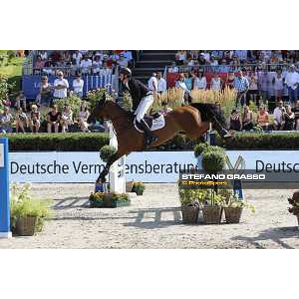 LGCT of Berlin - Grand Prix - Frank Schuttert (NED) on Queensland E - Berlin, Sommergarten - 27 July 2019 - ph.Stefano Grasso/LGCT
