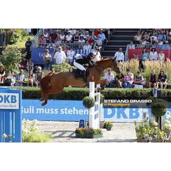 LGCT of Berlin - Grand Prix - Danielle G. Waldman (ISR) on Lizziemary - Berlin, Sommergarten - 27 July 2019 - ph.Stefano Grasso/LGCT