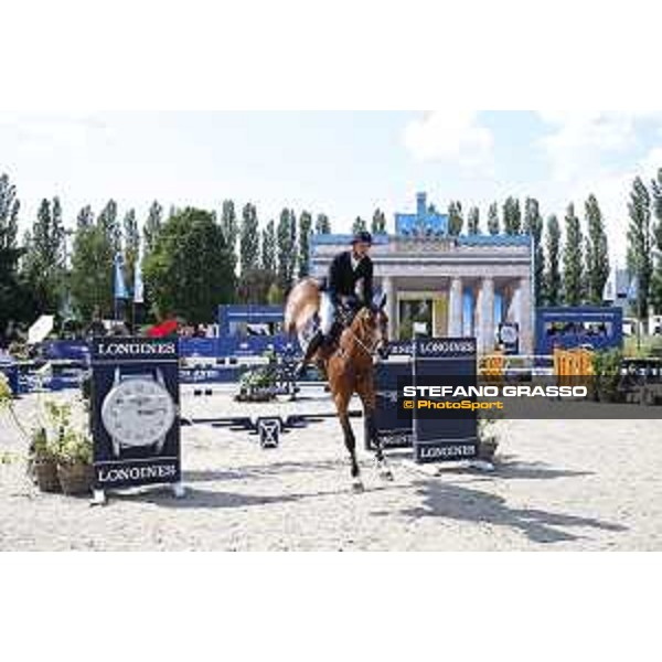 LGCT of Berlin - Grand Prix - Kevin Staut (FRA) on For Joy van?t Zorgvliet HDC - Berlin, Sommergarten - 27 July 2019 - ph.Stefano Grasso/LGCT