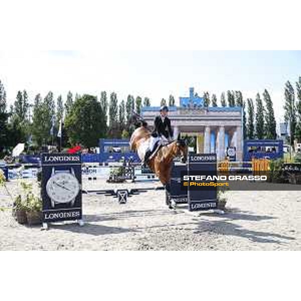 LGCT of Berlin - Grand Prix - Scott Brash (GBR) on Hello M?Lady - Berlin, Sommergarten - 27 July 2019 - ph.Stefano Grasso/LGCT