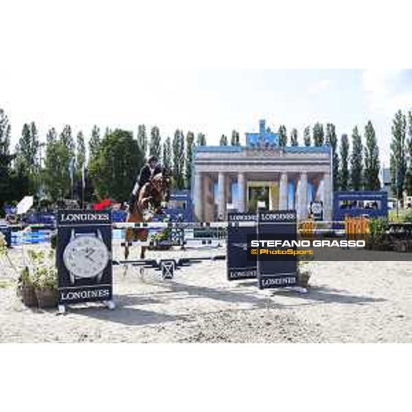 LGCT of Berlin - Grand Prix - Niels Bruynseels (BEL) on Delux van T & L - Berlin, Sommergarten - 27 July 2019 - ph.Stefano Grasso/LGCT