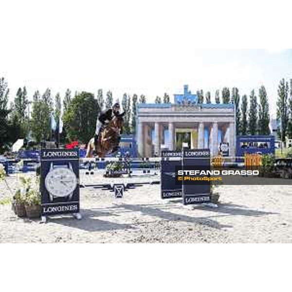 LGCT of Berlin - Grand Prix - Frank Schuttert (NED) on Queensland E - Berlin, Sommergarten - 27 July 2019 - ph.Stefano Grasso/LGCT