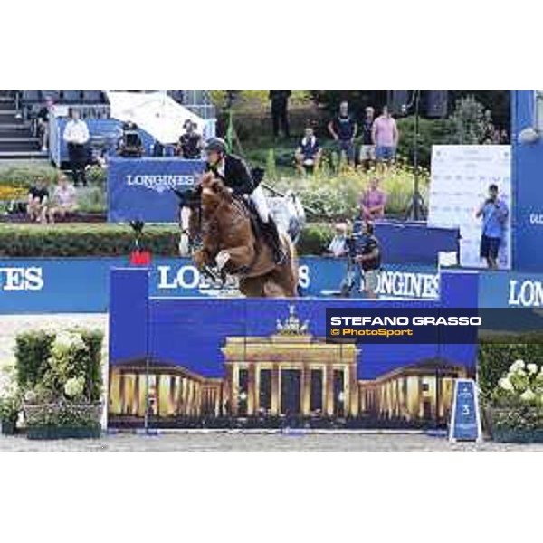 LGCT of Berlin - Pieter Devos (BEL) on Jade v. Bisschop - Berlin, Sommergarten - 28 July 2019 - ph.Stefano Grasso/LGCT