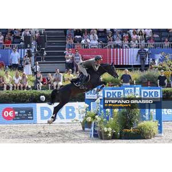 LGCT of Berlin - Alberto Zorzi (ITA) on Cinsey - Berlin, Sommergarten - 28 July 2019 - ph.Stefano Grasso/LGCT