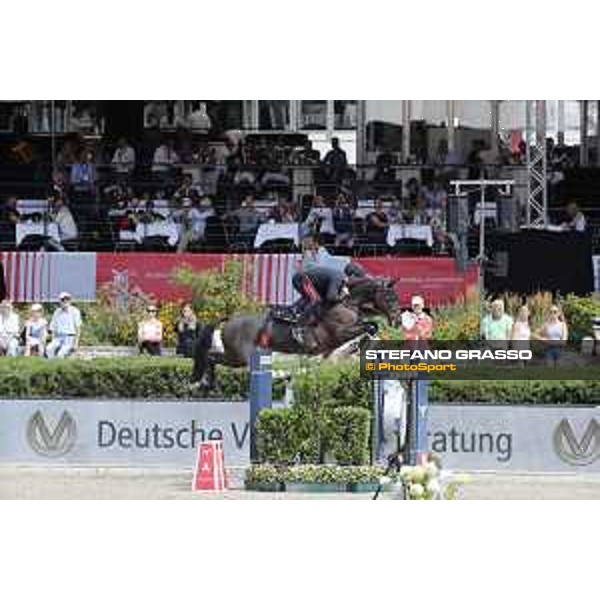 LGCT of Berlin - Emanuele Gaudiano (ITA) on Carlotta 232 - Berlin, Sommergarten - 27 July 2019 - ph.Stefano Grasso/LGCT