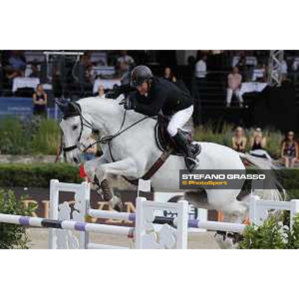 LGCT of Berlin - Gerco Schroder (NED) on Glock?s Cognac Champblanc - Berlin, Sommergarten - 27 July 2019 - ph.Stefano Grasso/LGCT