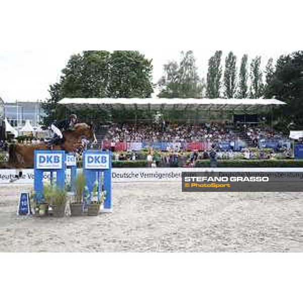 LGCT of Berlin - Pieter Devos (BEL) on Jade v. Bisschop - Berlin, Sommergarten - 28 July 2019 - ph.Stefano Grasso/LGCT