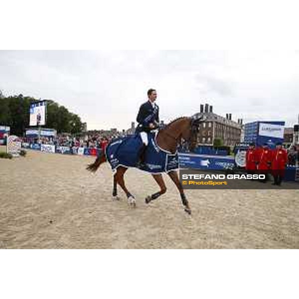 LGCT of London - Grand Prix - Prize giving ceremony - Ben Maher (GBR) - London, Royal Hospital Chelsea - 3 August 2019 - ph.Stefano Grasso/LGCT