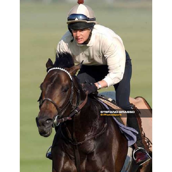 Sarah Cumani at The Rowley Mile Newmarket 8th july 2004 ph. Stefano Grasso