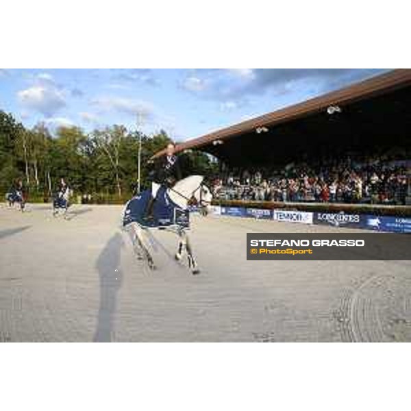 LGCT of Valkenswaard - Grand Prix Prize giving ceremony - Lap of honour for Maikel Van Der Vleuten (NED) - Valkenswaard , Tops International Arena - 10 August 2019 - ph.Stefano Grasso/LGCT