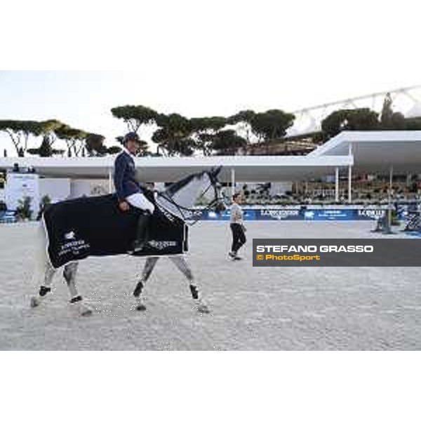 LGCT of Valkenswaard - Prize giving ceremony - Simon Delestre (FRA) - Valkenswaard , Tops International Arena - 6 September 2019 - ph.Stefano Grasso/LGCT