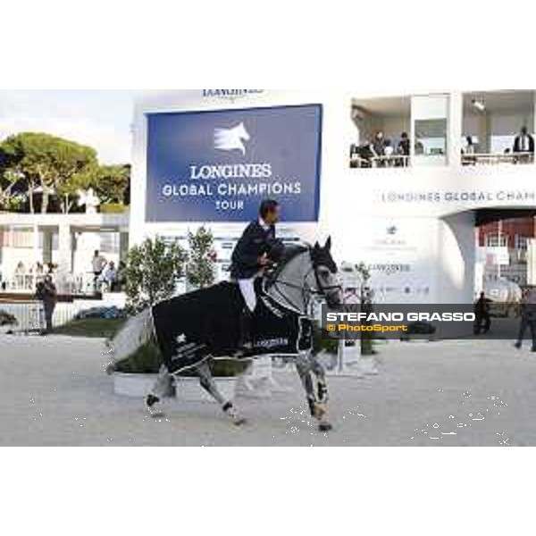 LGCT of Valkenswaard - Prize giving ceremony - Simon Delestre (FRA) - Valkenswaard , Tops International Arena - 6 September 2019 - ph.Stefano Grasso/LGCT