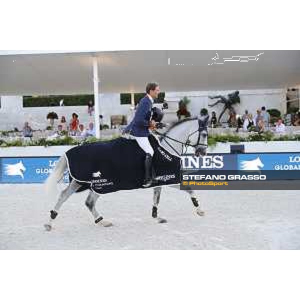 LGCT of Valkenswaard - Prize giving ceremony - Simon Delestre (FRA) - Valkenswaard , Tops International Arena - 6 September 2019 - ph.Stefano Grasso/LGCT