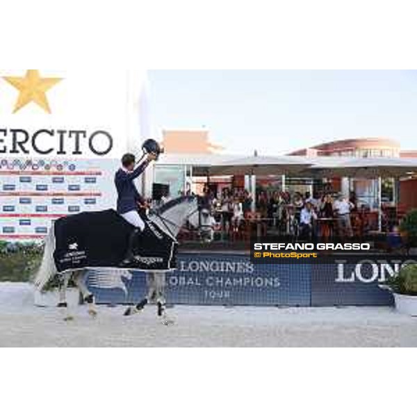 LGCT of Valkenswaard - Prize giving ceremony - Simon Delestre (FRA) - Valkenswaard , Tops International Arena - 6 September 2019 - ph.Stefano Grasso/LGCT