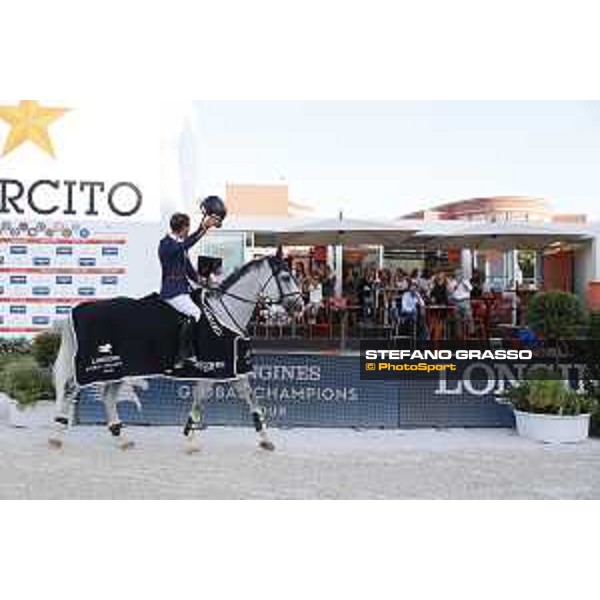 LGCT of Valkenswaard - Prize giving ceremony - Simon Delestre (FRA) - Valkenswaard , Tops International Arena - 6 September 2019 - ph.Stefano Grasso/LGCT