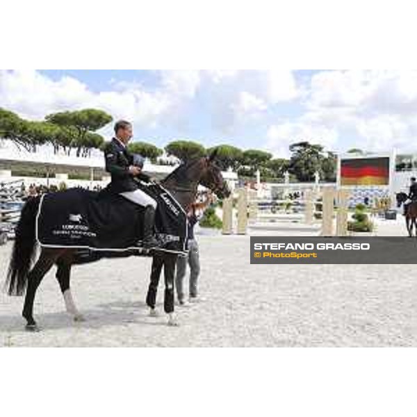 LGCT of Valkenswaard - Prize giving ceremony - Hans Dieter Dreher (GER) - Valkenswaard , Tops International Arena - 8 September 2019 - ph.Stefano Grasso/LGCT