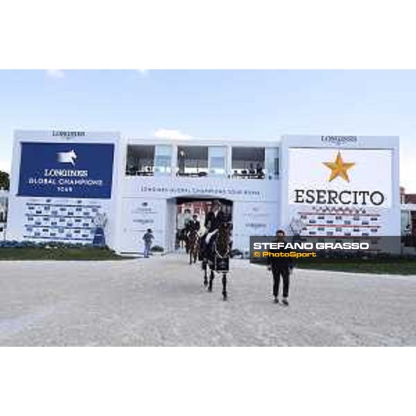 LGCT of Valkenswaard - Prize giving ceremony - Eduardo Alvarez Aznar (ESP) - Valkenswaard , Tops International Arena - 8 September 2019 - ph.Stefano Grasso/LGCT