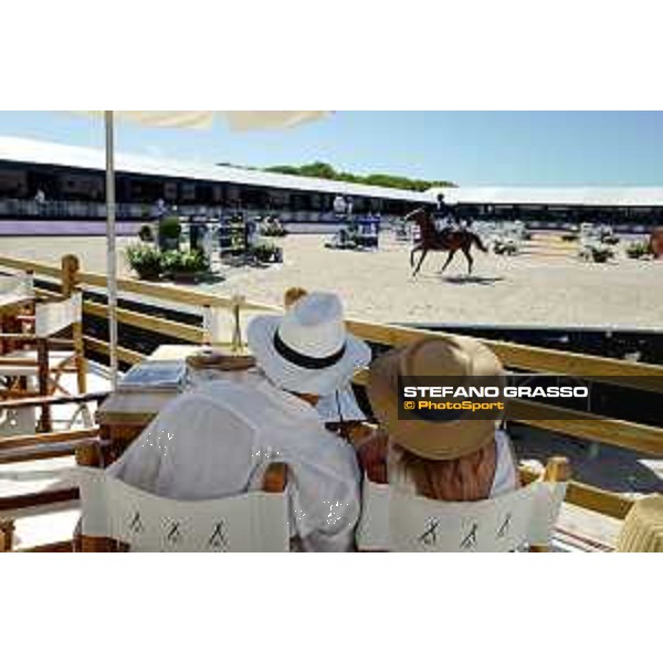 LGCT of St Tropez - general view, arena view, full vip lounge, full house, crowd, public, wide view, panoramic view - St Tropez, Ramatuelle Beach - 12 September 2019 - ph.Stefano Grasso/LGCT