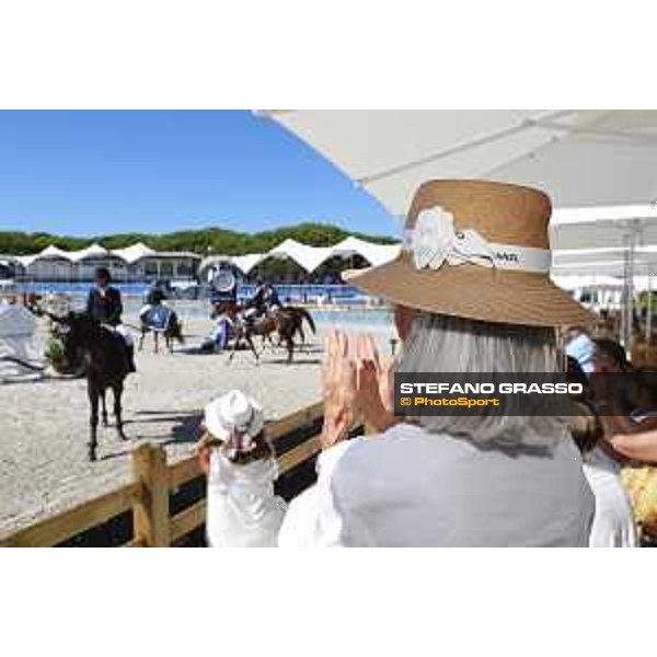 LGCT of St Tropez - general view, arena view, full vip lounge, full house, crowd, public, wide view, panoramic view - St Tropez, Ramatuelle Beach - 12 September 2019 - ph.Stefano Grasso/LGCT