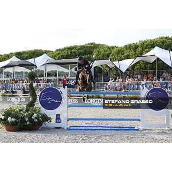 LGCT of St Tropez - Lorenzo de Luca (ITA) on Amarit d\'Amaury - St Tropez, Ramatuelle Beach - 13 September 2019 - ph.Stefano Grasso/LGCT