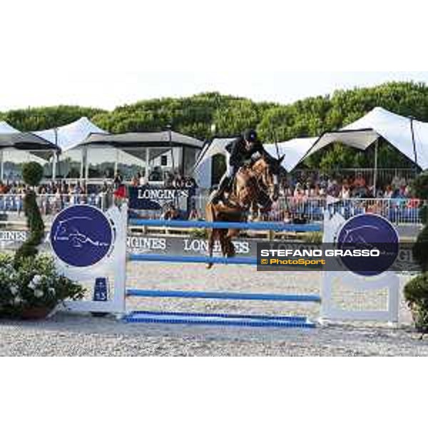 LGCT of St Tropez - Kevin Staut (FRA) on Viking d\'La Rousserie - St Tropez, Ramatuelle Beach - 13 September 2019 - ph.Stefano Grasso/LGCT