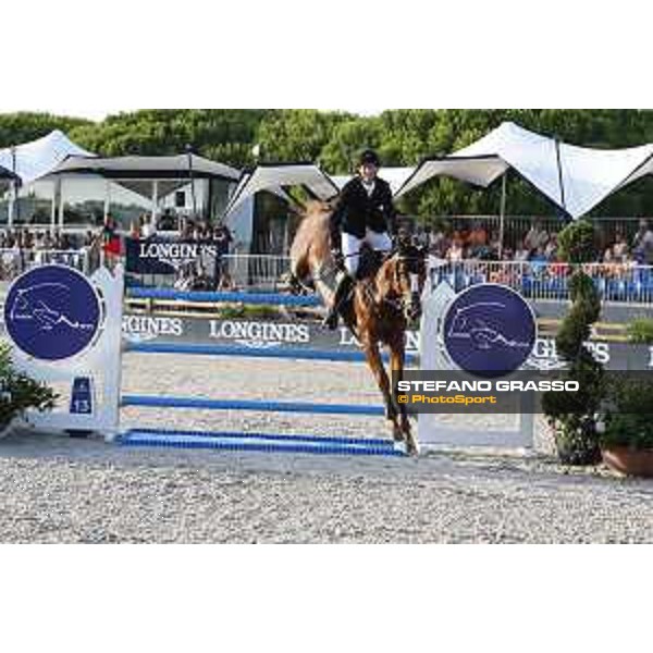 LGCT of St Tropez - Kevin Staut (FRA) on Viking d\'La Rousserie - St Tropez, Ramatuelle Beach - 13 September 2019 - ph.Stefano Grasso/LGCT
