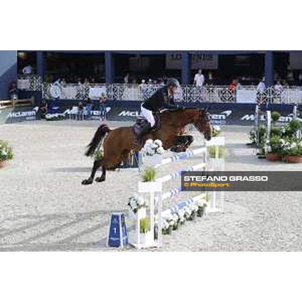 LGCT of St Tropez - Grand Prix - Marc Houtzager (NED) on Sterrehof\'s Dante - St Tropez, Ramatuelle Beach - 14 September 2019 - ph.Stefano Grasso/LGCT