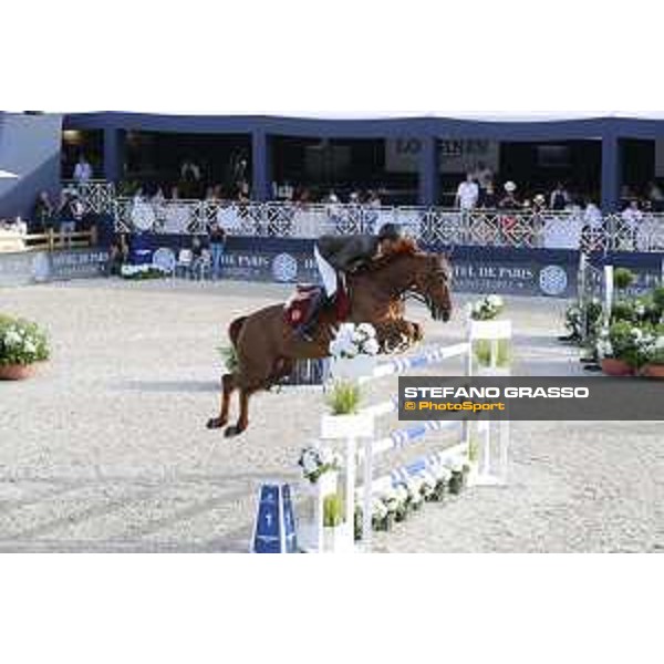 LGCT of St Tropez - Grand Prix - Simon Delestre (FRA) on Hermes Ryan - St Tropez, Ramatuelle Beach - 14 September 2019 - ph.Stefano Grasso/LGCT