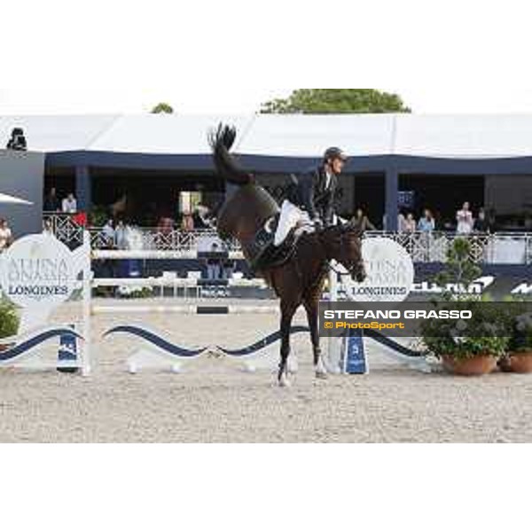 LGCT of St Tropez - Grand Prix - Maurice Tebbel (GER) on Don Diarado - St Tropez, Ramatuelle Beach - 14 September 2019 - ph.Stefano Grasso/LGCT