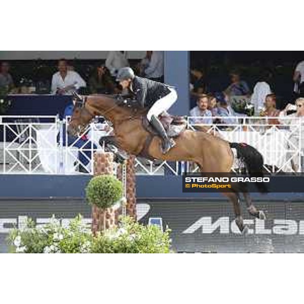 LGCT of St Tropez - Grand Prix - Marc Houtzager (NED) on Sterrehof\'s Dante - St Tropez, Ramatuelle Beach - 14 September 2019 - ph.Stefano Grasso/LGCT