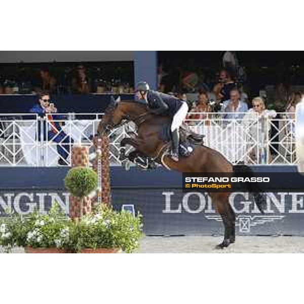LGCT of St Tropez - Grand Prix - Olivier Perreau (FRA) on Venezia d\'Aiguilly - St Tropez, Ramatuelle Beach - 14 September 2019 - ph.Stefano Grasso/LGCT