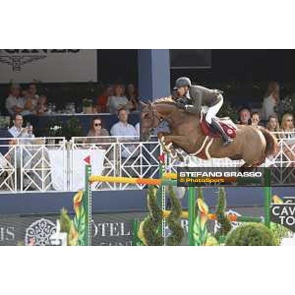LGCT of St Tropez - Grand Prix - Simon Delestre (FRA) on Hermes Ryan - St Tropez, Ramatuelle Beach - 14 September 2019 - ph.Stefano Grasso/LGCT