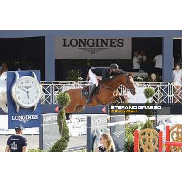 LGCT of St Tropez - Grand Prix - Kevin Staut (FRA) on For Joy van\'t Zorgvliet HDC - St Tropez, Ramatuelle Beach - 14 September 2019 - ph.Stefano Grasso/LGCT