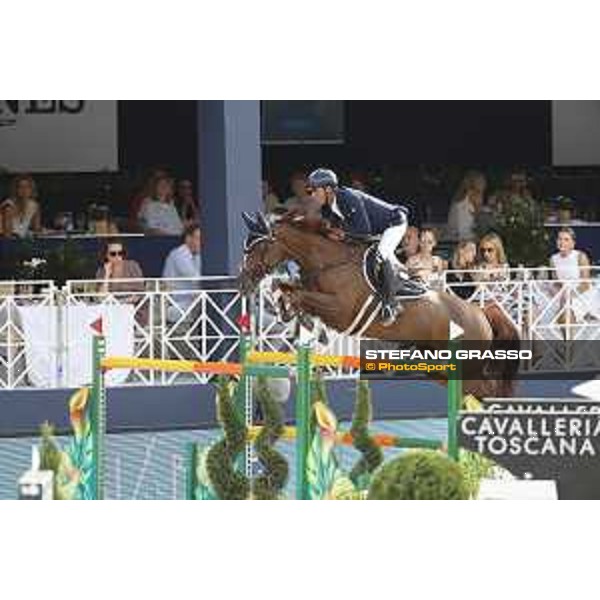 LGCT of St Tropez - Grand Prix - Carlos Enrique Lopez Lizarazo (COL) on Ulhane de Conde - St Tropez, Ramatuelle Beach - 14 September 2019 - ph.Stefano Grasso/LGCT
