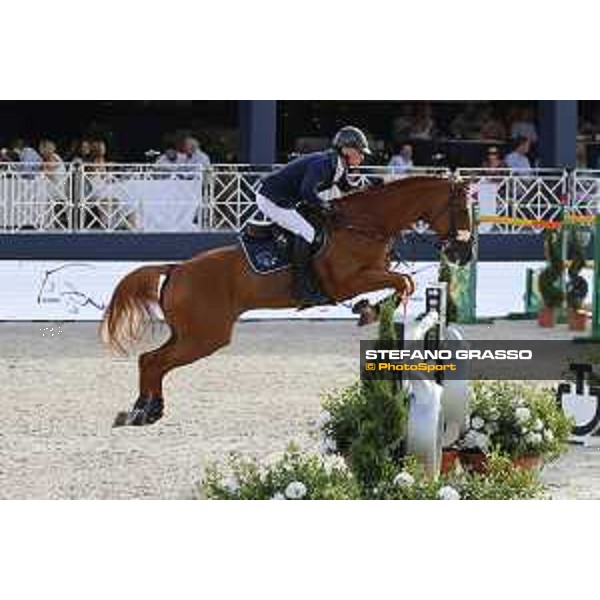 LGCT of St Tropez - Grand Prix - Denis Lynch (IRL) on Rubens LS La Silla - St Tropez, Ramatuelle Beach - 14 September 2019 - ph.Stefano Grasso/LGCT