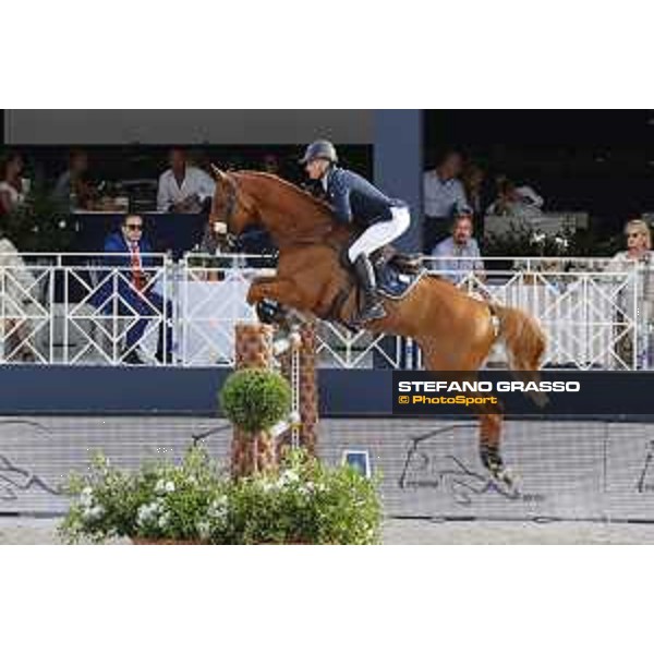LGCT of St Tropez - Grand Prix - Denis Lynch (IRL) on Rubens LS La Silla - St Tropez, Ramatuelle Beach - 14 September 2019 - ph.Stefano Grasso/LGCT