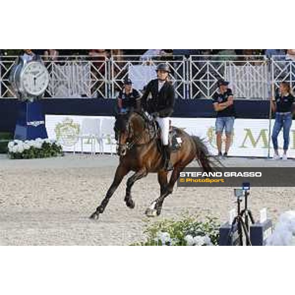 LGCT of St Tropez - Grand Prix - Penelope Leprevost (FRA) on Vancouver de Lanlore - St Tropez, Ramatuelle Beach - 14 September 2019 - ph.Stefano Grasso/LGCT