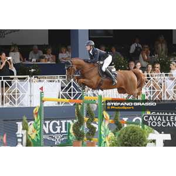 LGCT of St Tropez - Grand Prix - Darragh Kenny (IRL) on Classic Dream - St Tropez, Ramatuelle Beach - 14 September 2019 - ph.Stefano Grasso/LGCT