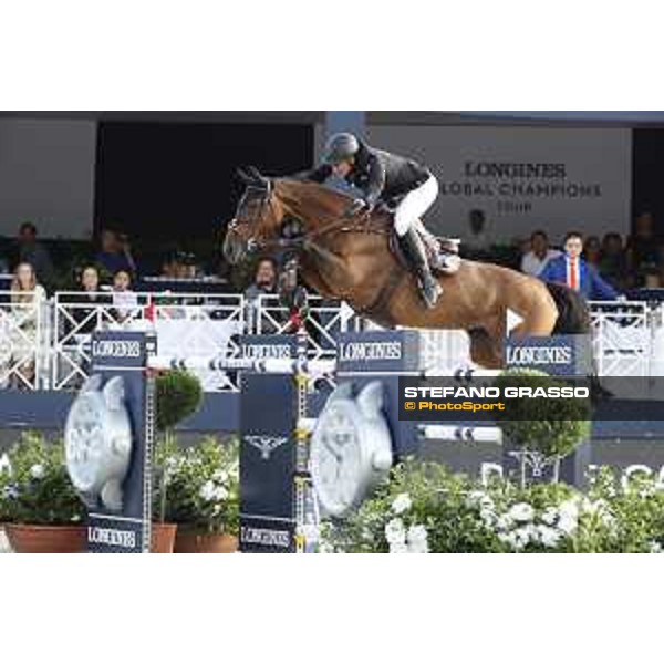 LGCT of St Tropez - Grand Prix - Marc Houtzager (NED) on Sterrehof\'s Dante - St Tropez, Ramatuelle Beach - 14 September 2019 - ph.Stefano Grasso/LGCT