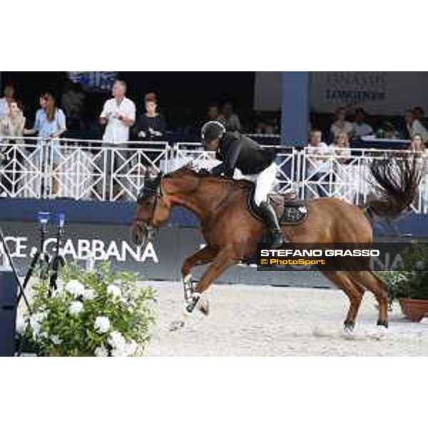 LGCT of St Tropez - Grand Prix - Eric Van Der Vleuten (NED) on Wunschkind 19 - St Tropez, Ramatuelle Beach - 14 September 2019 - ph.Stefano Grasso/LGCT