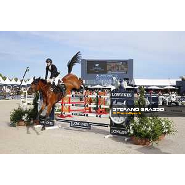 LGCT of St Tropez - Grand Prix - Pieter Devos (BEL) on Claire Z - St Tropez, Ramatuelle Beach - 14 September 2019 - ph.Stefano Grasso/LGCT