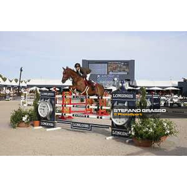 LGCT of St Tropez - Grand Prix - Simon Delestre (FRA) on Hermes Ryan - St Tropez, Ramatuelle Beach - 14 September 2019 - ph.Stefano Grasso/LGCT