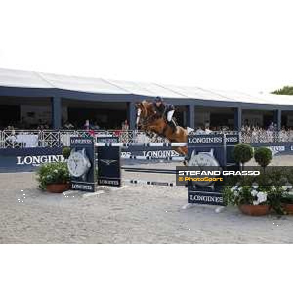 LGCT of St Tropez - Grand Prix - Henrik von Eckermann (SWE) on Best Boy 2 - St Tropez, Ramatuelle Beach - 14 September 2019 - ph.Stefano Grasso/LGCT